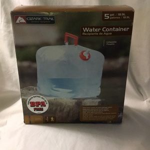 Water Container 5 gal. Collapsible